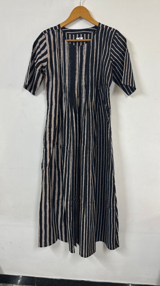 Monochrome Stripe Pin-Tuck Tunic Dress
