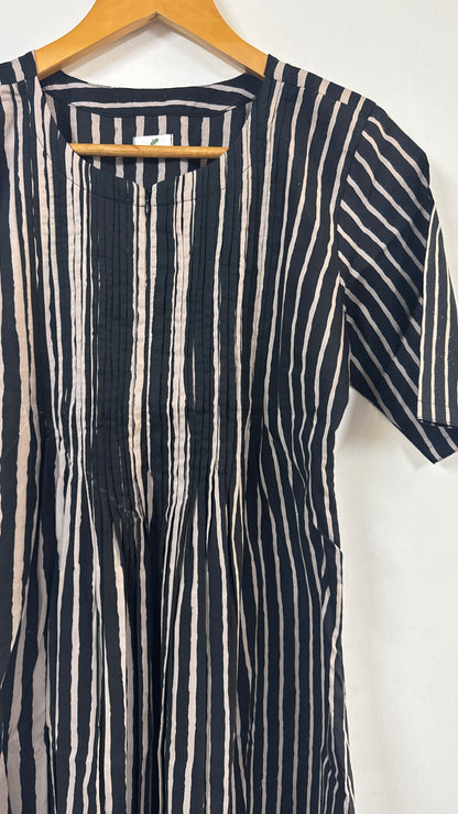 Monochrome Stripe Pin-Tuck Tunic Dress