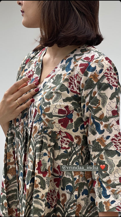 Inverted Yoke Floral Dress