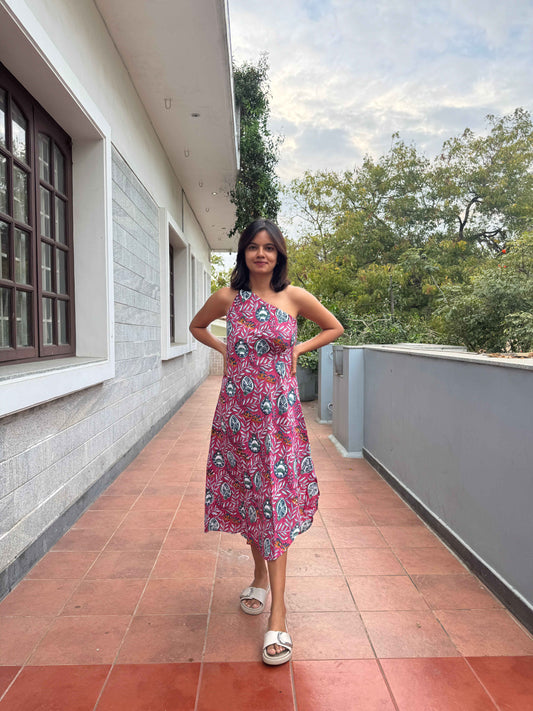 Pomo Dress
